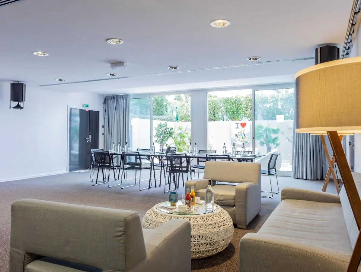 *****  Kube Saint-Tropez Hotel Gassin Franciaország