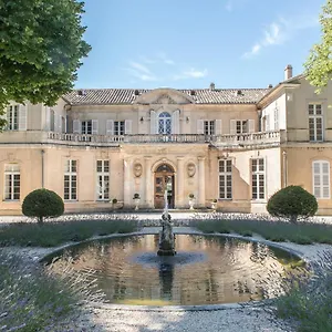 Otel Chateau Martinay