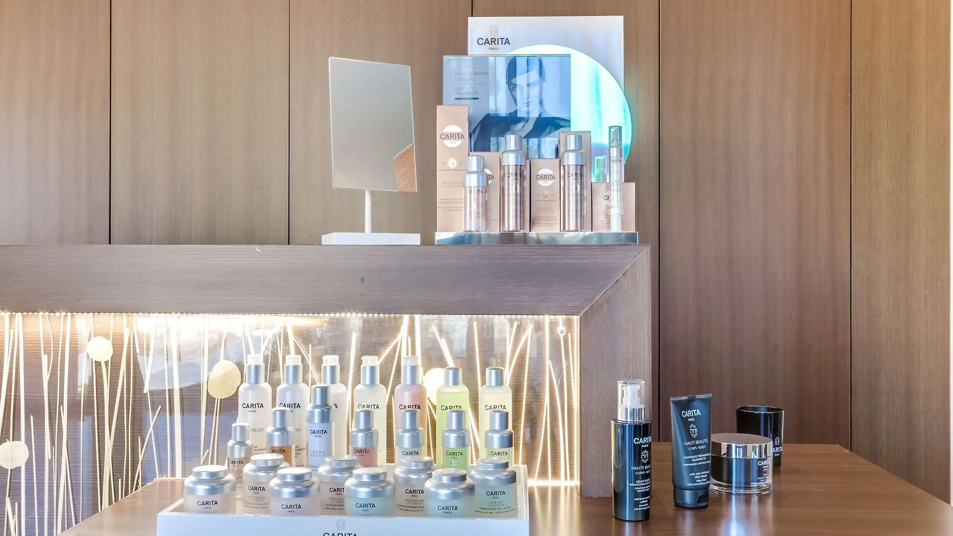 Kube Saint-Tropez Hotel Gassin France