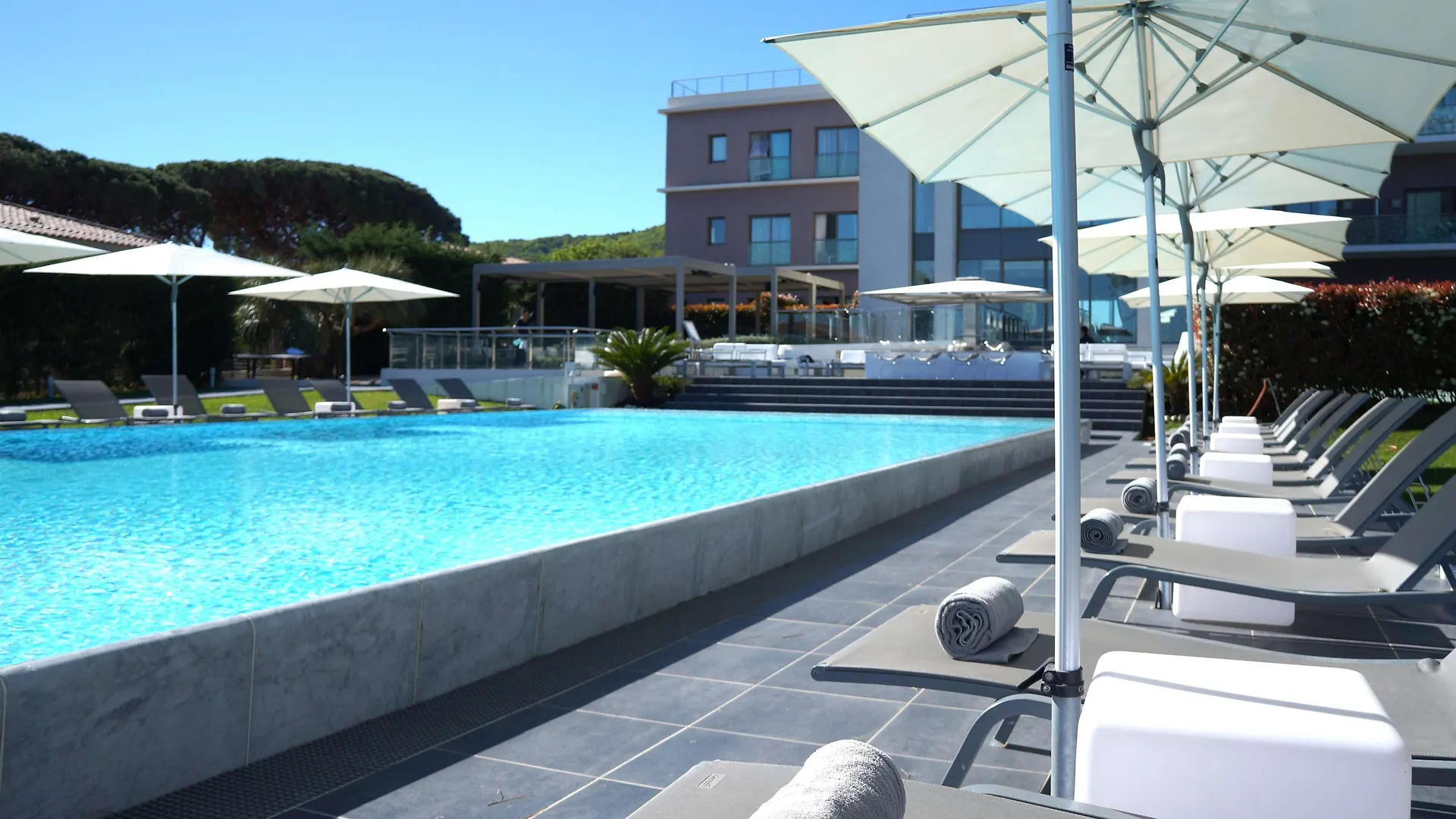 Hotel Kube Saint-Tropez à Gassin 5*,  France