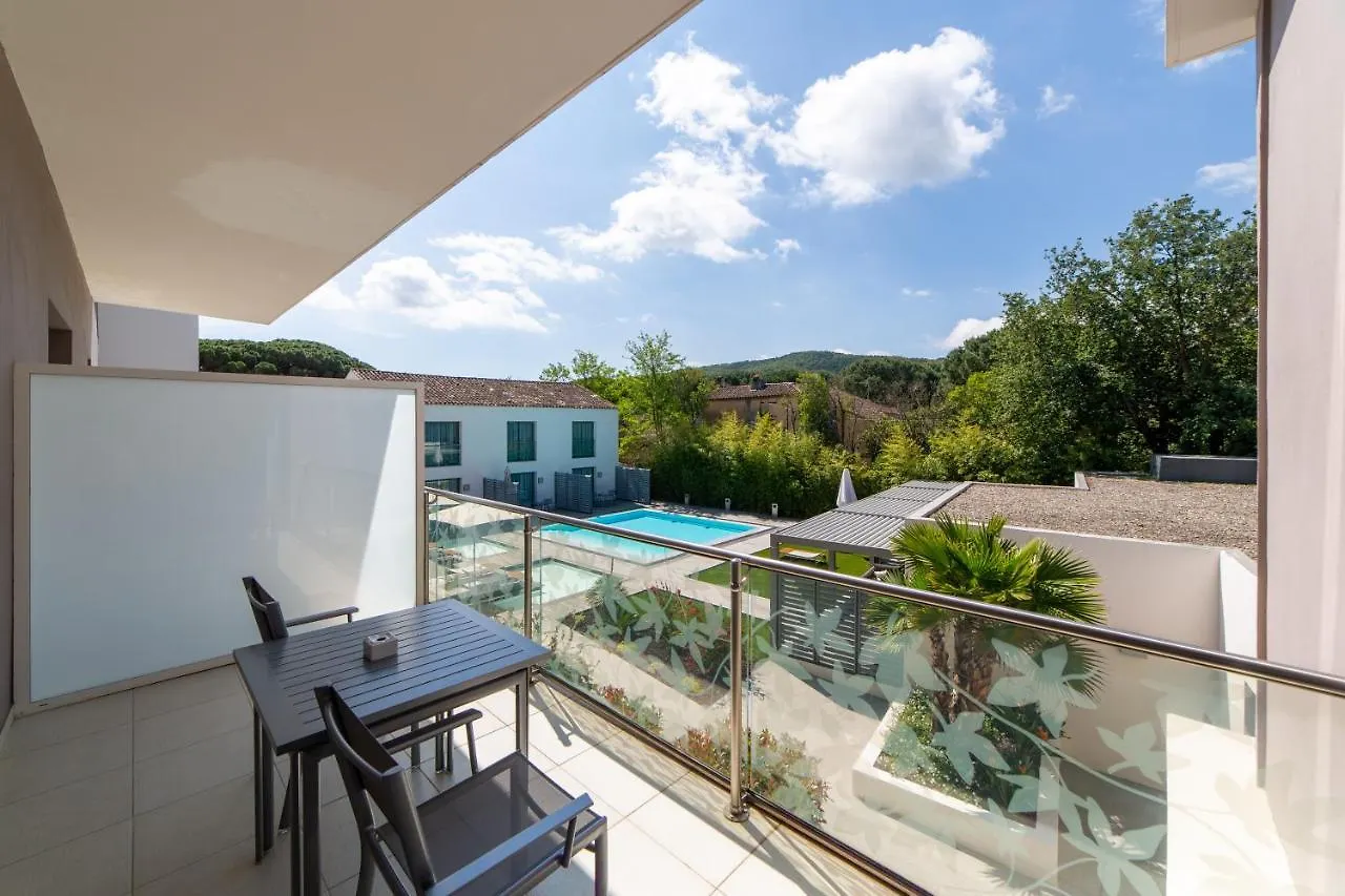Hotel Kube Saint-Tropez Gassin 5*,  Francia